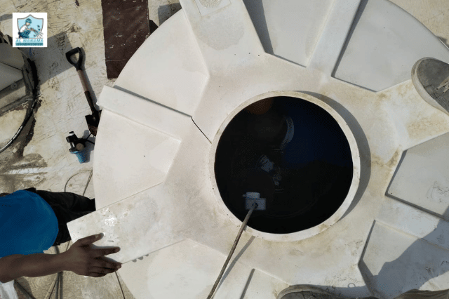 water tank cleaning
